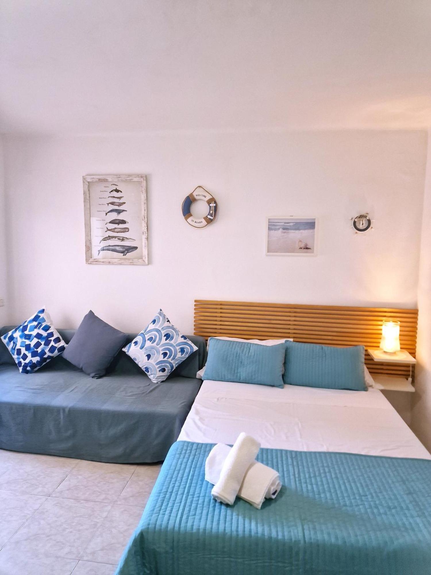 Apartamentosbiamar カンブリルス エクステリア 写真