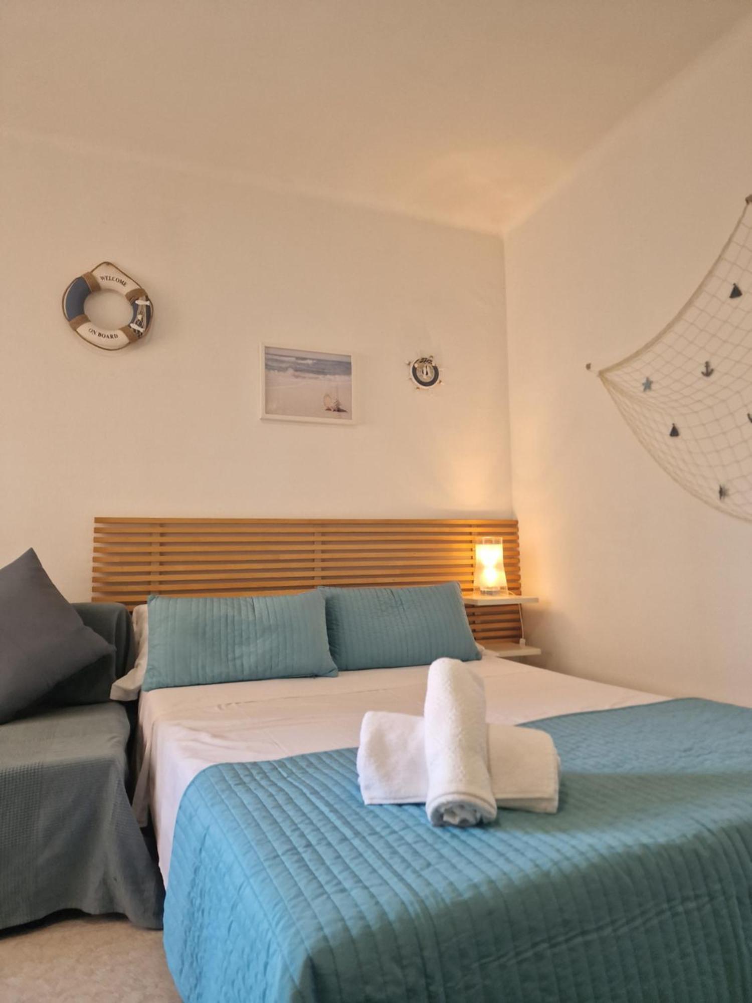 Apartamentosbiamar カンブリルス エクステリア 写真