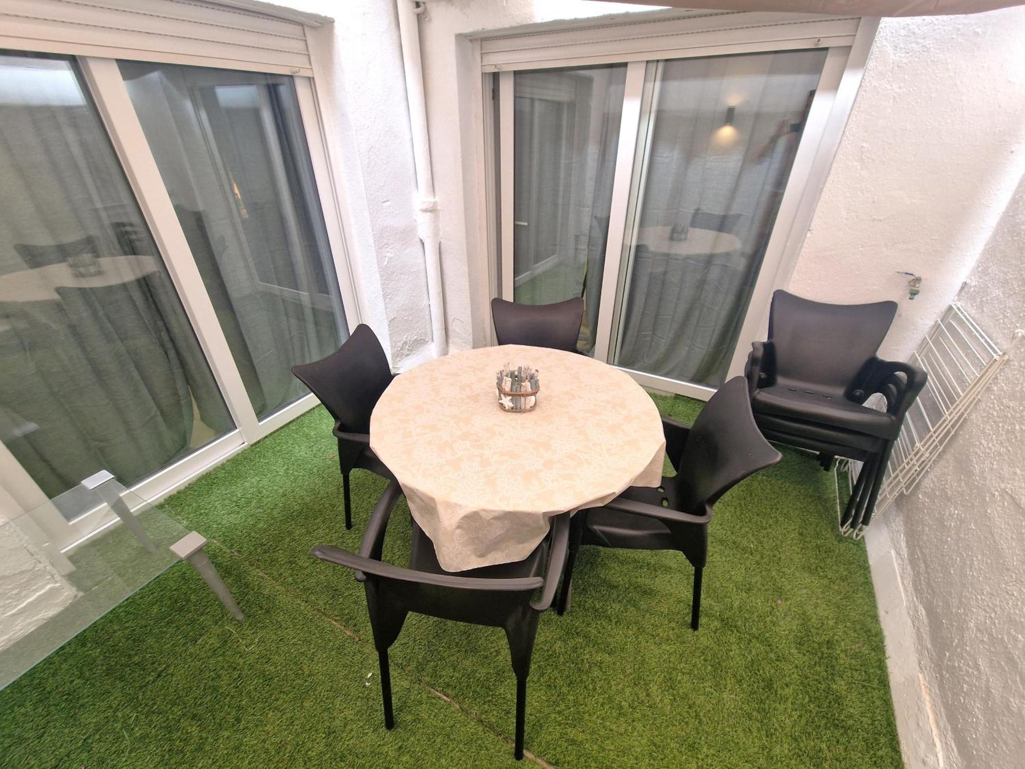 Apartamentosbiamar カンブリルス エクステリア 写真