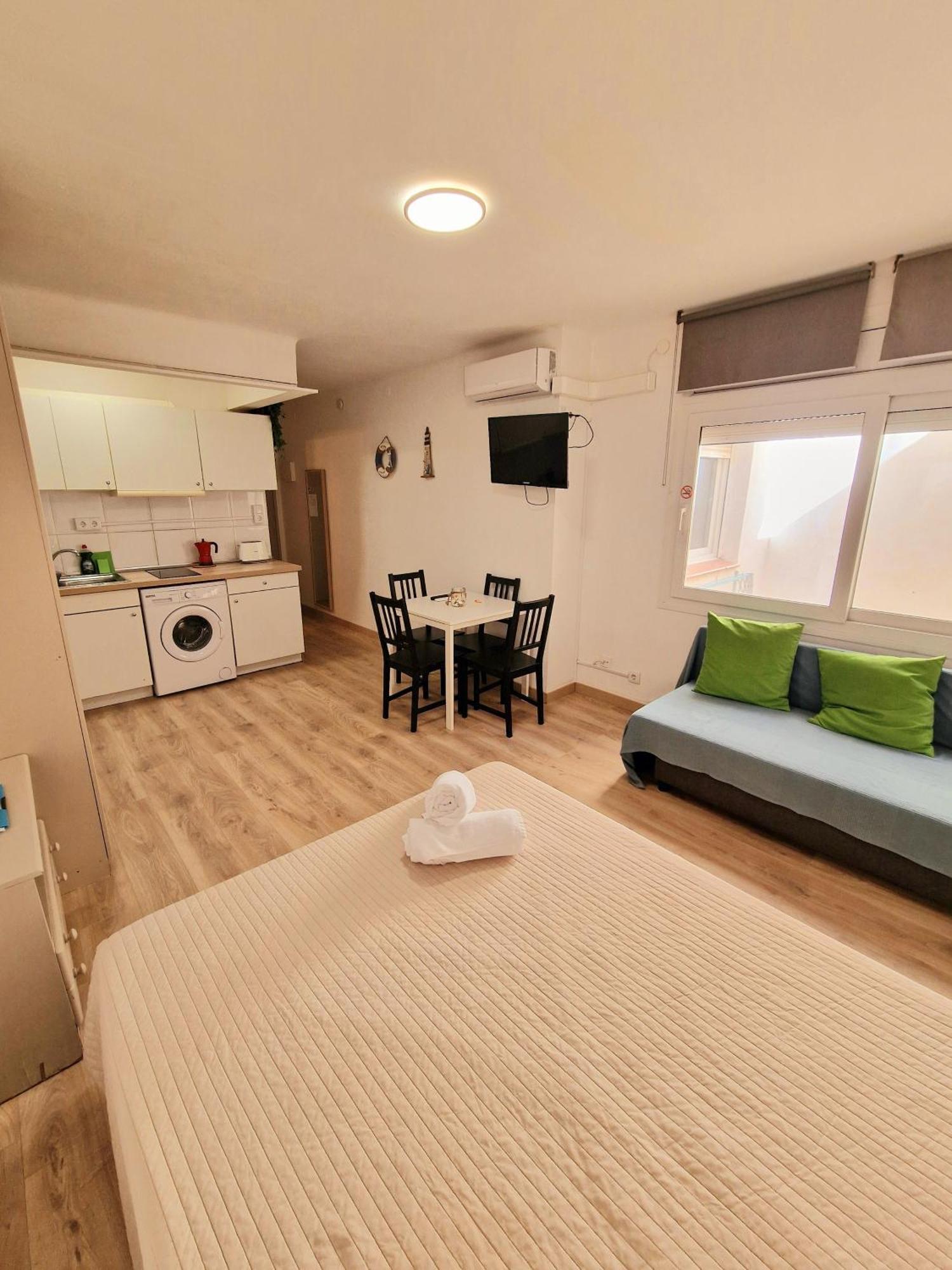 Apartamentosbiamar カンブリルス エクステリア 写真